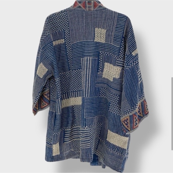 Johnny Was Thora Chambray Kimono
Embroidered Jacket Size Large - Picture 3 of 5